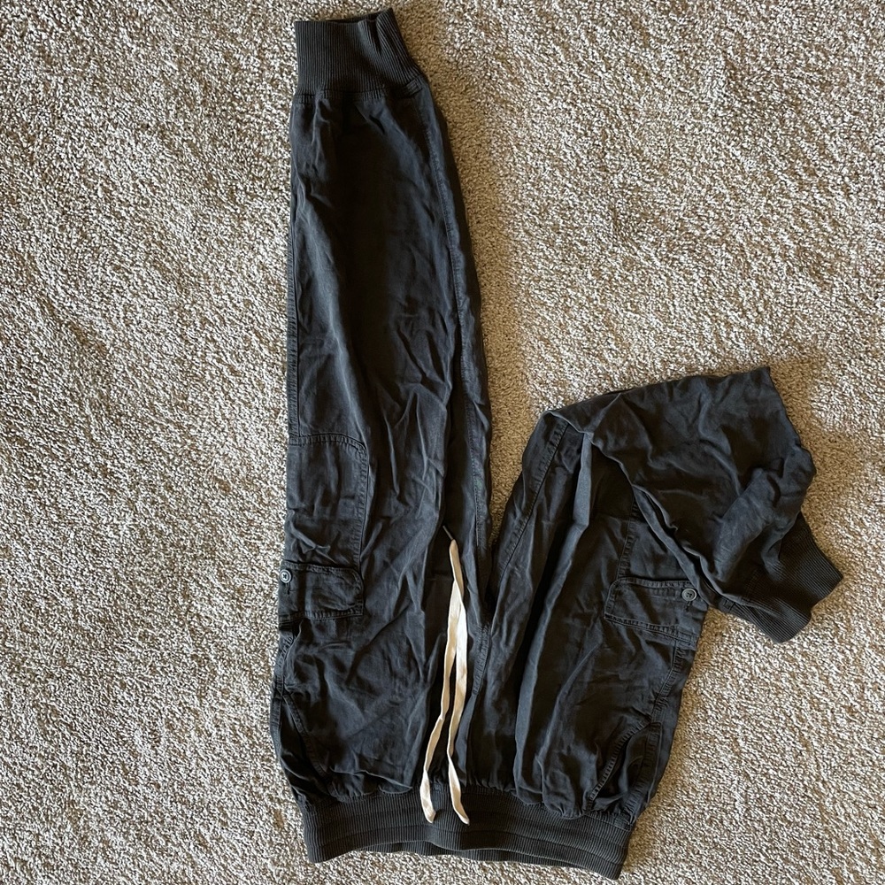 Aerie joggers
